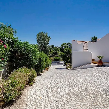 Sequana - Fabulous Spacious Villa *